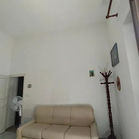 Alonzo Appartement *