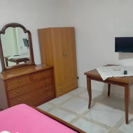 Alonzo Appartement *